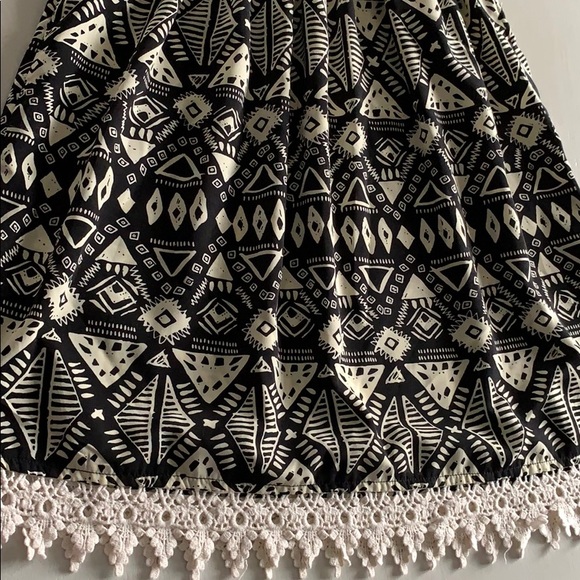 Women’s size small dress - Picture 4 of 5